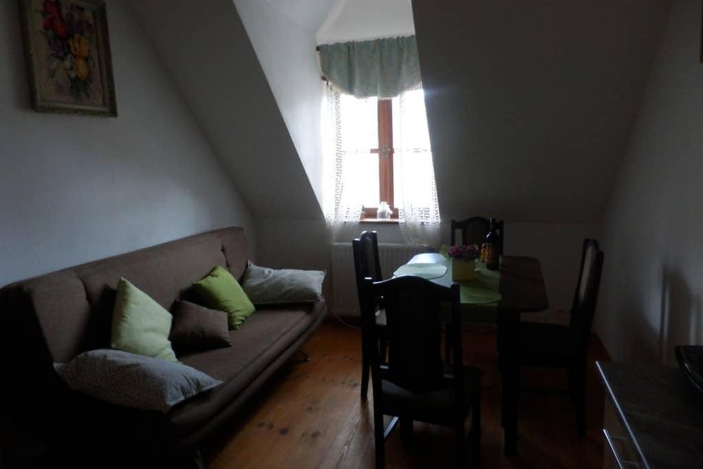 Zamecek Zdiky - Moderni Maly Apartman Bujanov Exterior foto