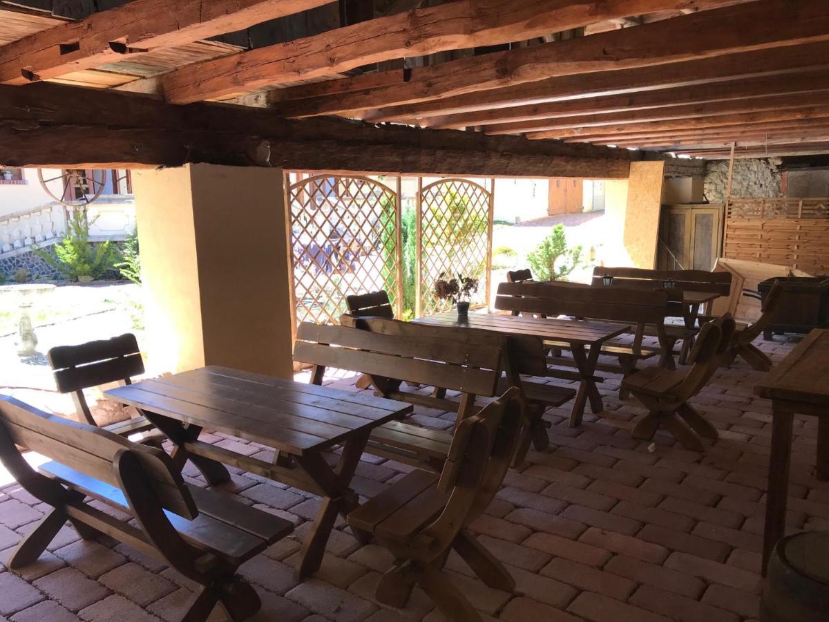 Zamecek Zdiky - Moderni Maly Apartman Bujanov Exterior foto