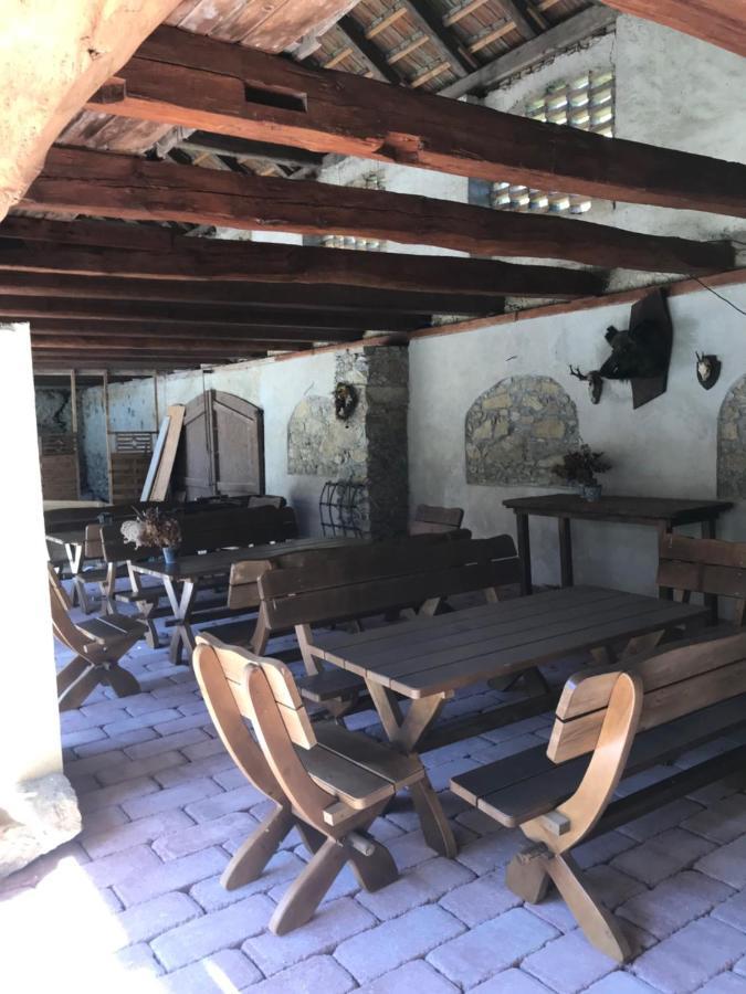 Zamecek Zdiky - Moderni Maly Apartman Bujanov Exterior foto